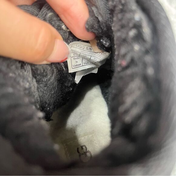 Ugg Neumel II Boot - Picture 6 of 6